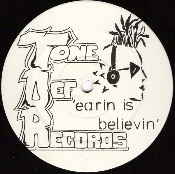 Close Control / Dream Finder by Sound Corp.* - 12", UK. 1991. Electronic/Breakbeat, Hardcore, Techno Very Good Plus (VG+) Generic - vinyl For Sale in Nottingham. - 2