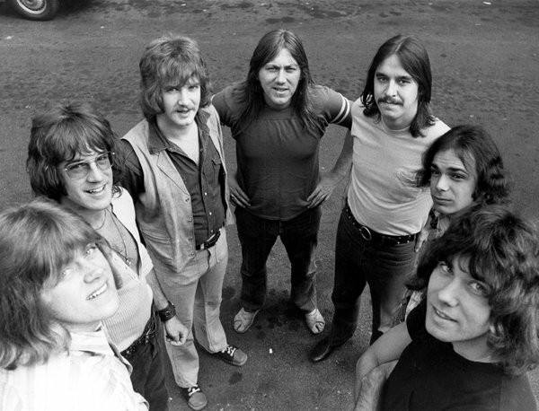 Chicago (2) image for track Chicago X 1