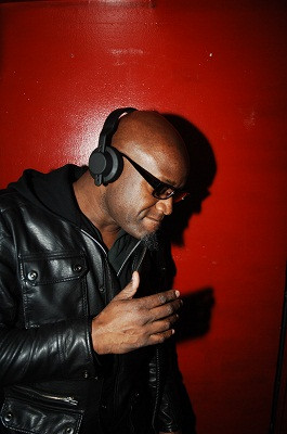Adonte image for track Feel It 1