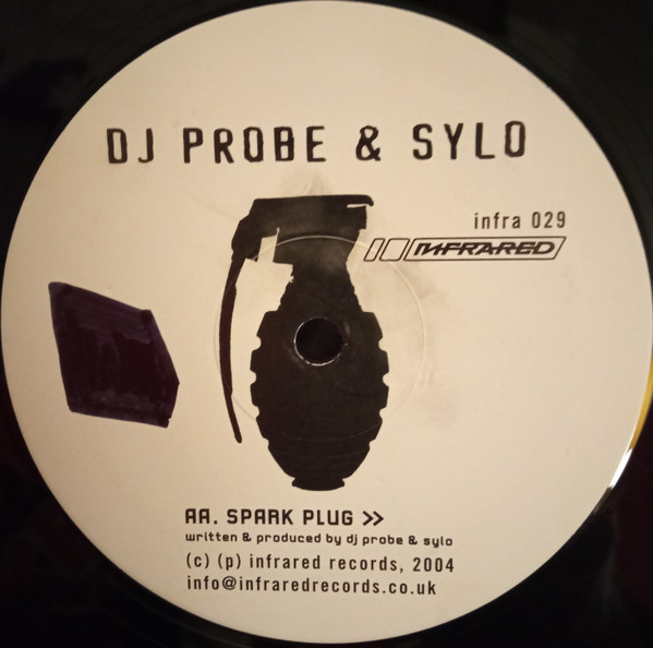 Battle Royale / Spark Plug by DJ Probe & Sylo - 12", UK. 2004. Electronic/Drum n Bass Very Good (VG) Generic - vinyl For Sale in Nottingham. - 4