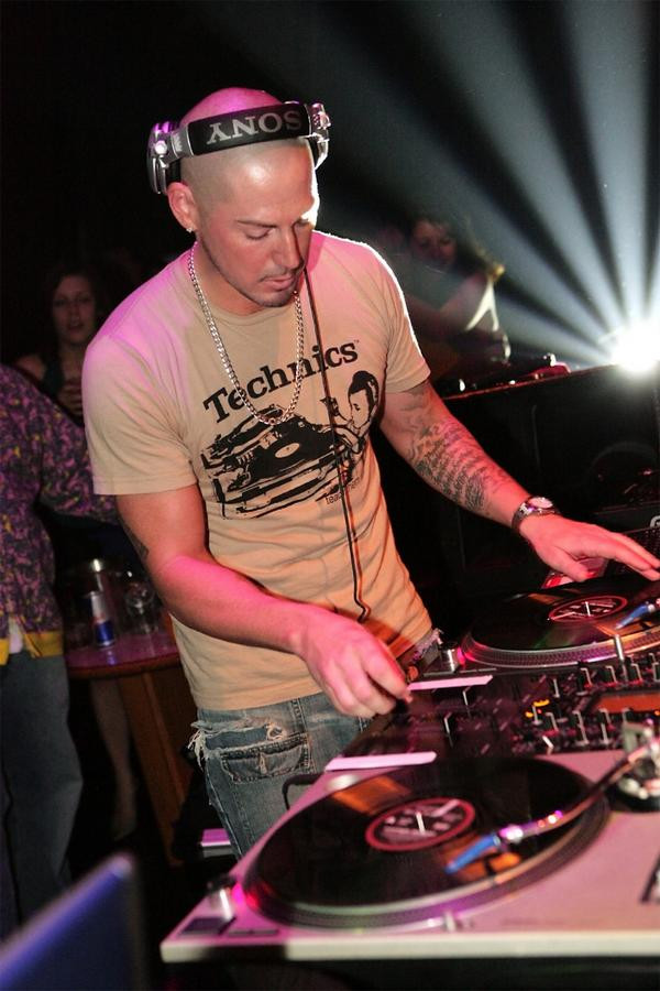 DJ Rectangle image for track Ultimate Ultimate Battle Weapon Vol. 3 1