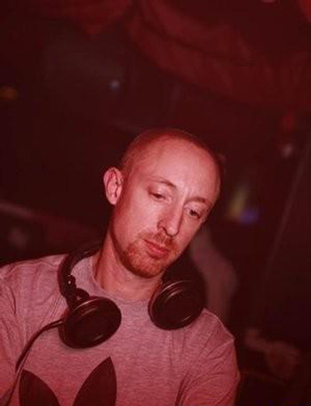 Tango image for track Remixes 1