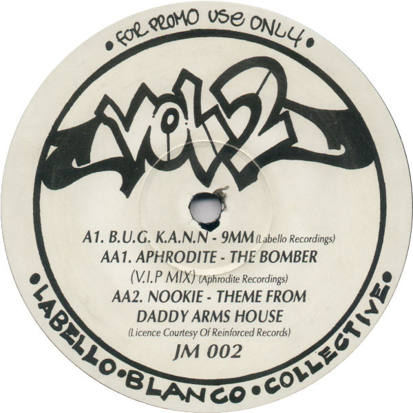 Jungle Massive 4 Vs The Hardsteppers DJ Sampler - Vol 2 by Various - 12", Ltd, Promo, UK. 1995. Electronic/Drum n Bass, Jungle Very Good Plus (VG+) Very Good (VG) - vinyl For Sale in Nottingham. - 3