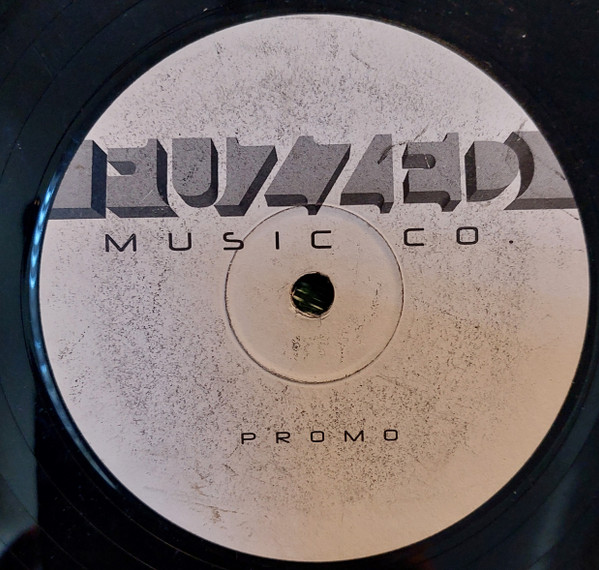 Dats Me by Sovereign & PSG feat. Michelle Haynes - 12", Promo, W/Lbl, UK. 2000. Electronic/UK Garage Near Mint (NM or M-) Near Mint (NM or M-) vinyl Nottingham.