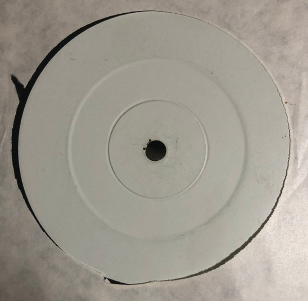 New World EP by Flynn & Flora - 12", EP, W/Lbl, UK. 1996. Electronic/Jungle Very Good Plus (VG+) Generic vinyl Nottingham.