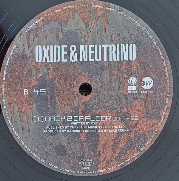 Up Middle Finger by Oxide & Neutrino - 12", UK. 2001. Electronic/UK Garage, Breaks Very Good Plus (VG+) Very Good (VG) - vinyl For Sale in Nottingham. - 3
